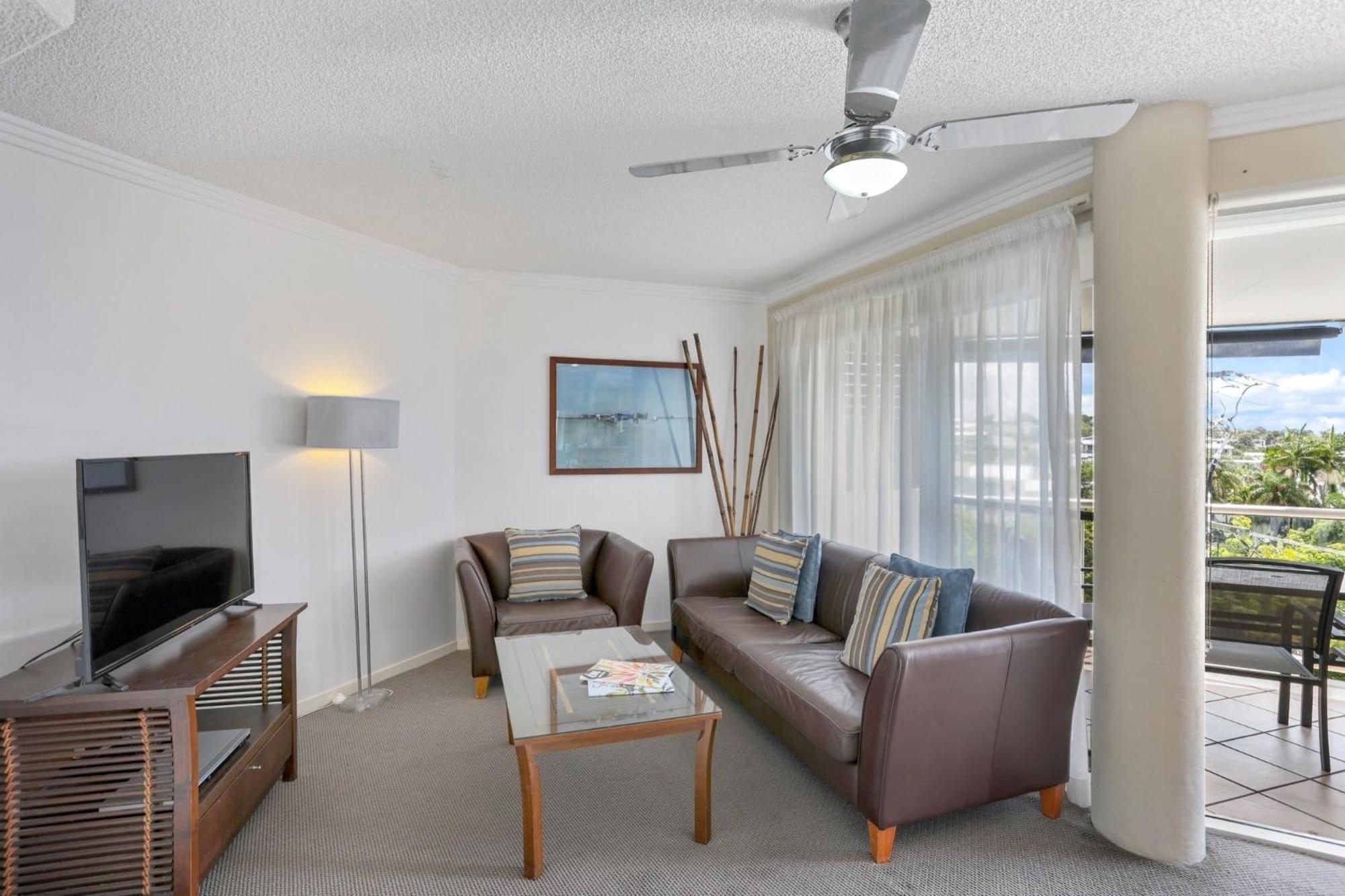 Aparthotel Ocean Vista On Alex Alexandra Headland Esterno foto
