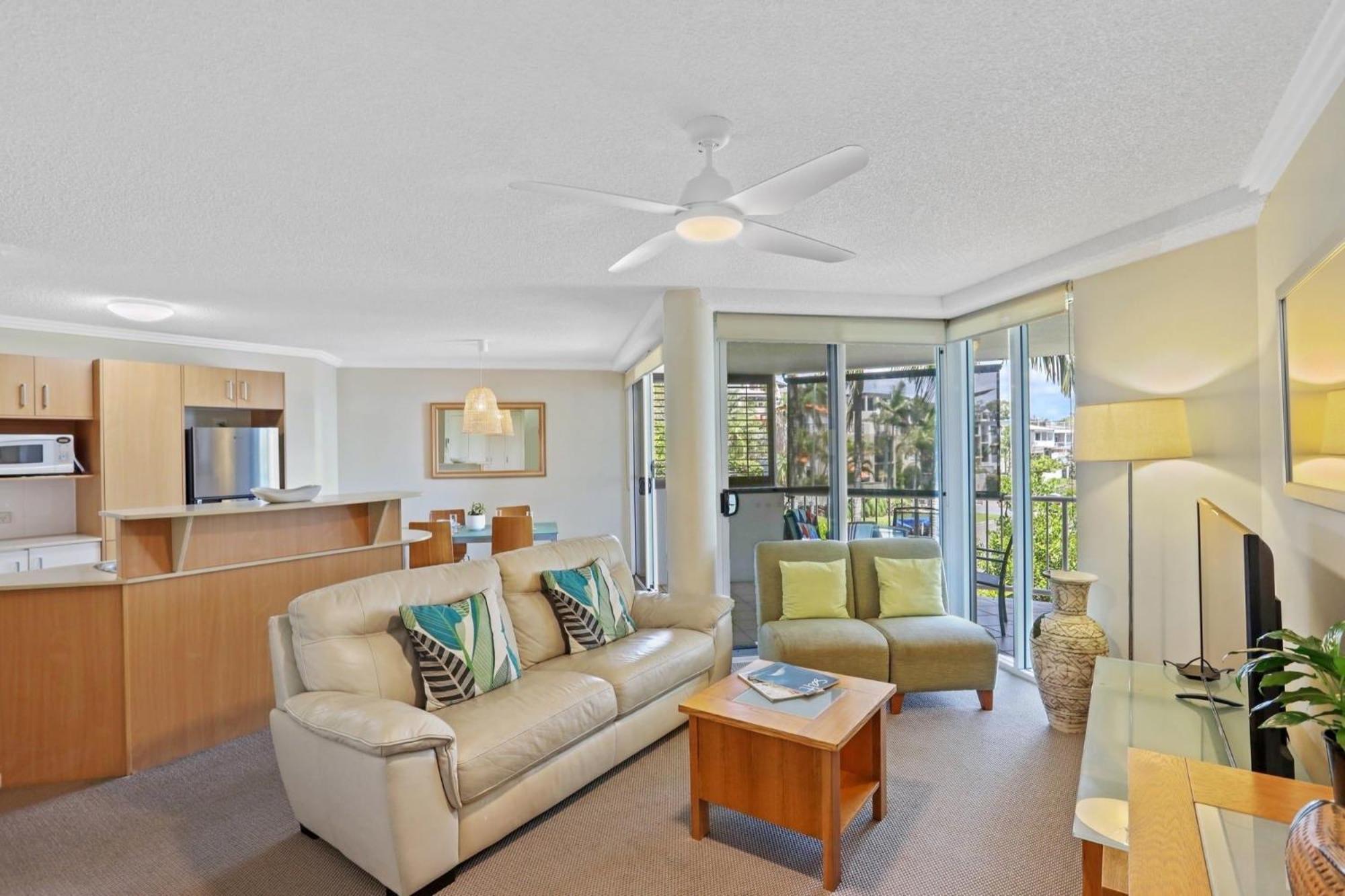 Aparthotel Ocean Vista On Alex Alexandra Headland Esterno foto