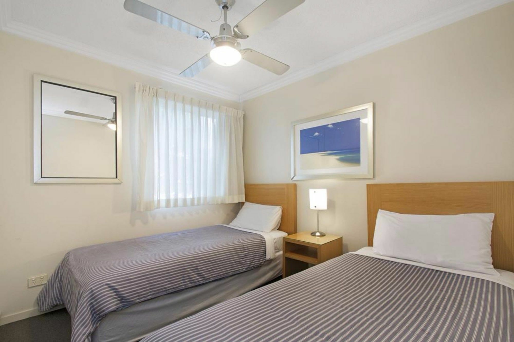 Aparthotel Ocean Vista On Alex Alexandra Headland Esterno foto